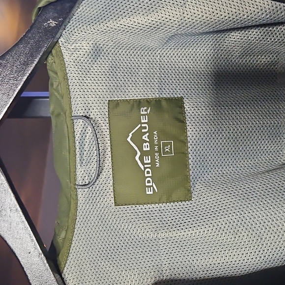 Eddie Bauer Jacket with hood Size XL - Picture 2 of 2